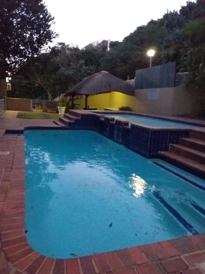 84 Camarque Umdloti Beach Apartment Exterior photo